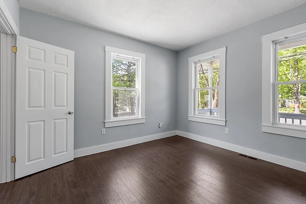 1 bed, 1 bath apartment for rent at 31 Mill St Unit 1, Pepperell — photo 3 of 15