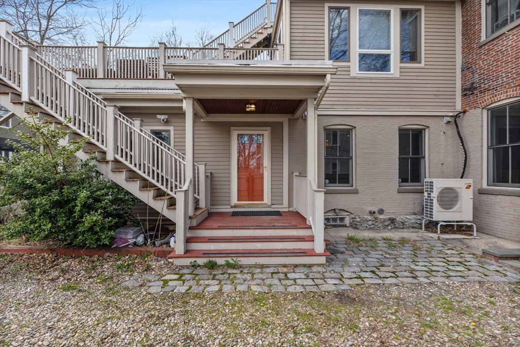 2 bed, 2 bath apartment for rent at 31 Millmont St Unit 1, Roxbury — photo 31 of 36
