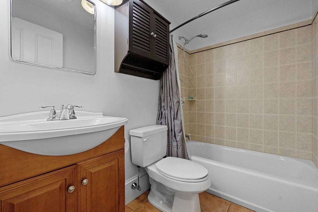 2 bed, 2 bath apartment for rent at 31 Millmont St Unit 1, Roxbury — photo 27 of 36