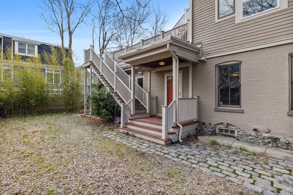 2 bed, 2 bath apartment for rent at 31 Millmont St Unit 1, Roxbury — photo 30 of 36