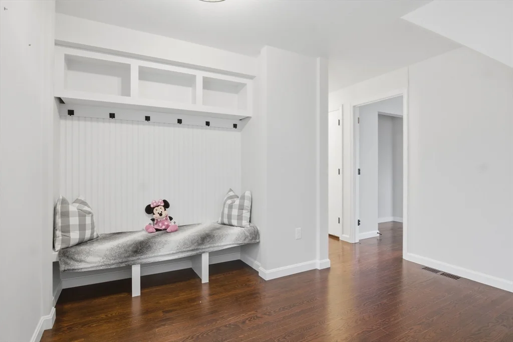 4 bed, 3 bath apartment for rent at 31 Milner St, Waltham — photo 19 of 37