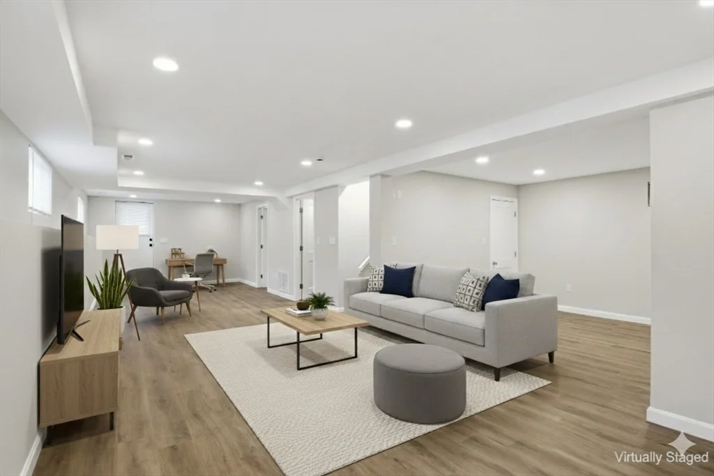 4 bed, 3 bath apartment for rent at 31 Milner St, Waltham — photo 25 of 37