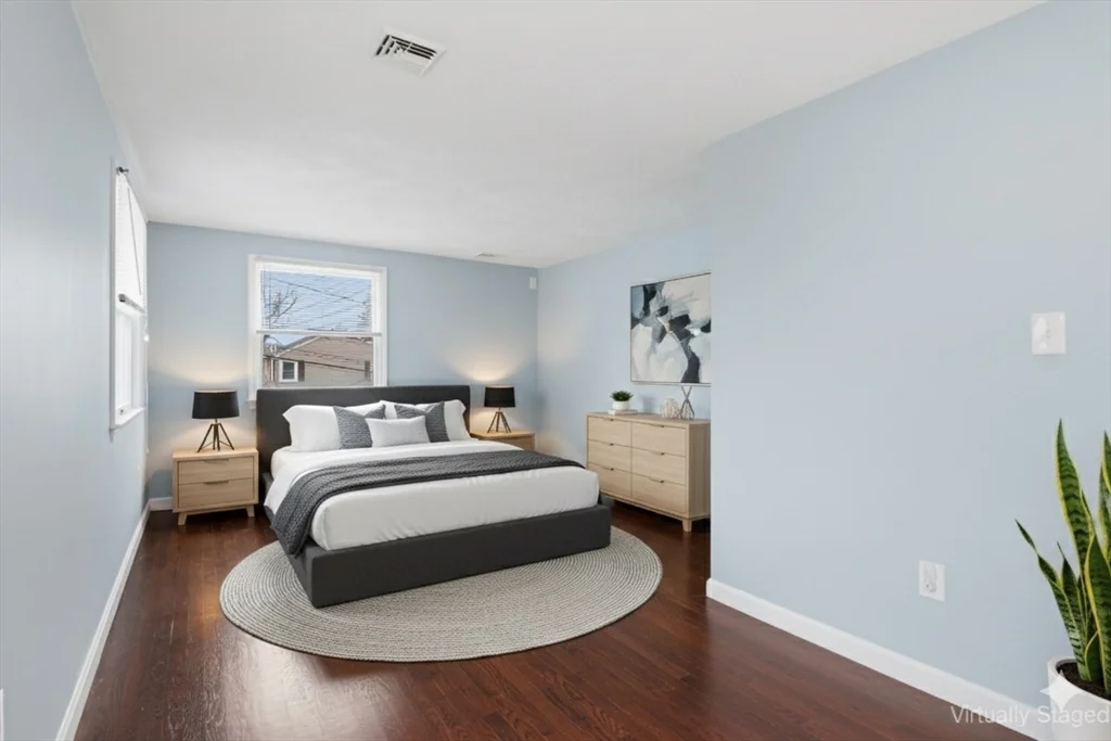 4 bed, 3 bath apartment for rent at 31 Milner St, Waltham — photo 12 of 37