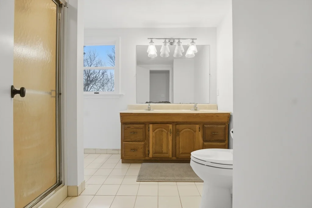 4 bed, 3 bath apartment for rent at 31 Milner St, Waltham — photo 17 of 37