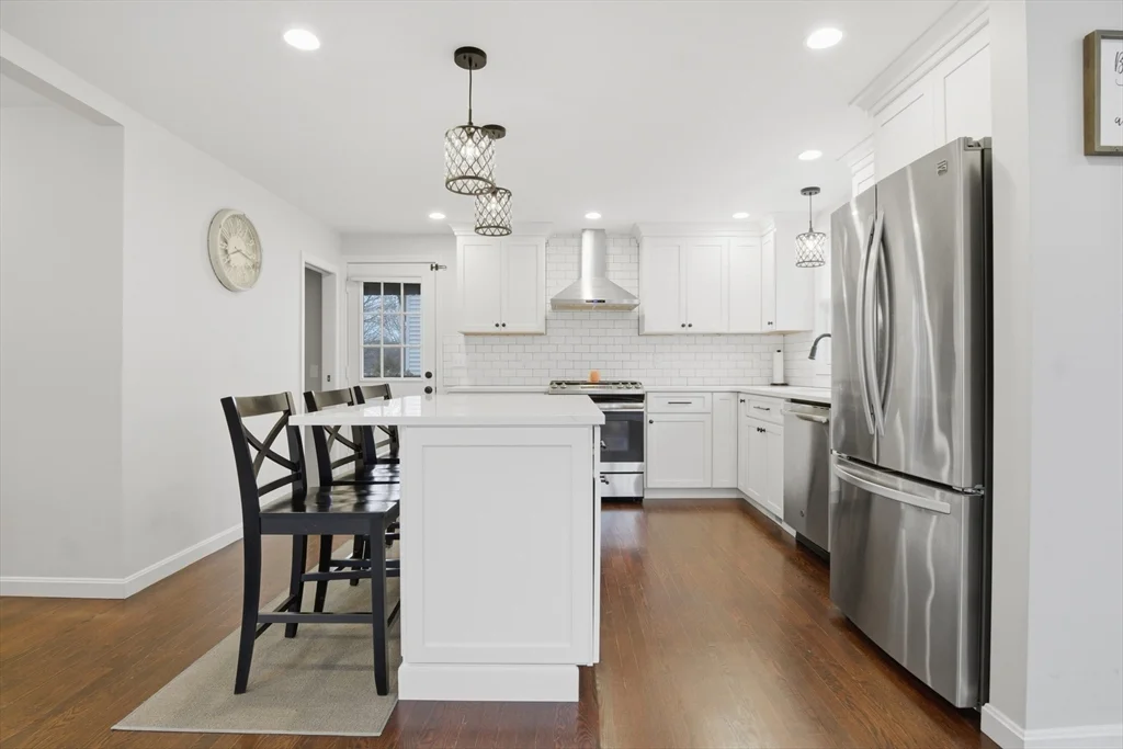 4 bed, 3 bath apartment for rent at 31 Milner St, Waltham — photo 5 of 37