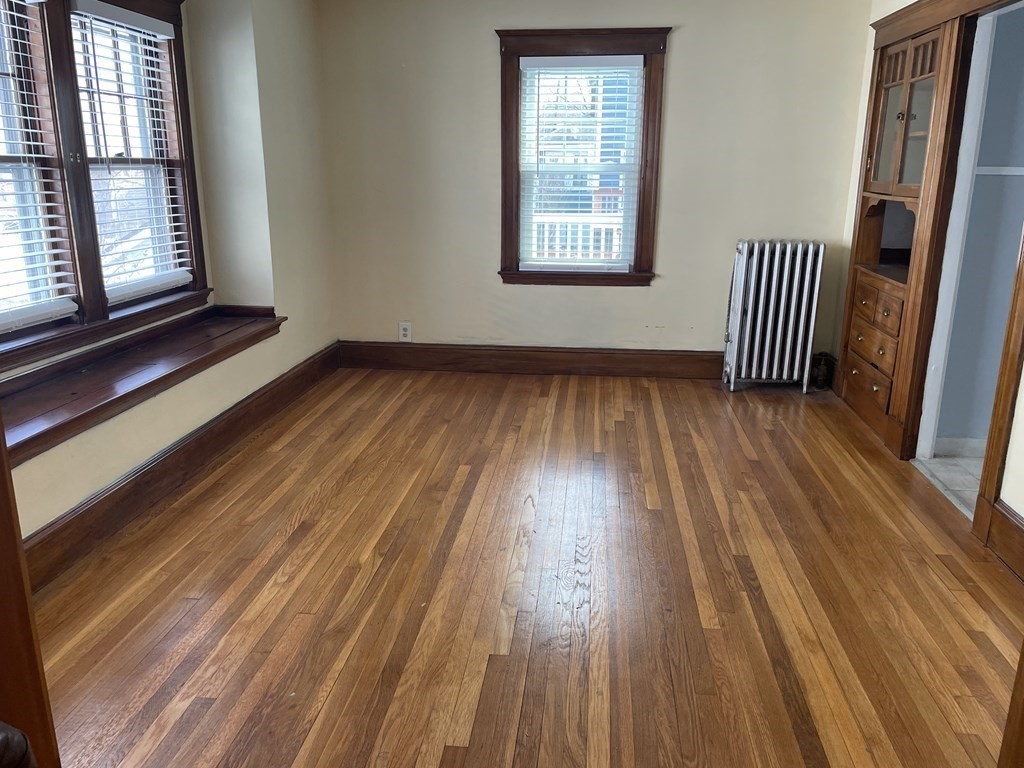 3 bed, 1 bath apartment for rent at 31 Milton Rd, Wollaston — photo 6 of 24