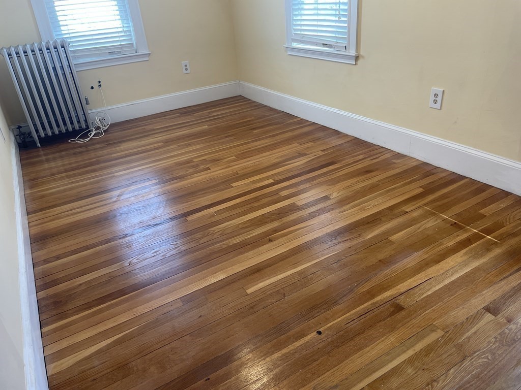 3 bed, 1 bath apartment for rent at 31 Milton Rd, Wollaston — photo 22 of 24