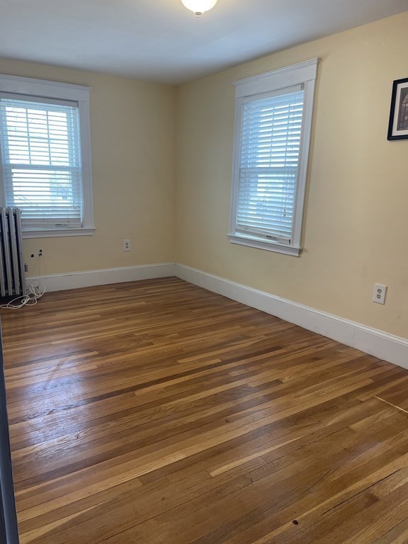 3 bed, 1 bath apartment for rent at 31 Milton Rd, Wollaston — photo 23 of 24