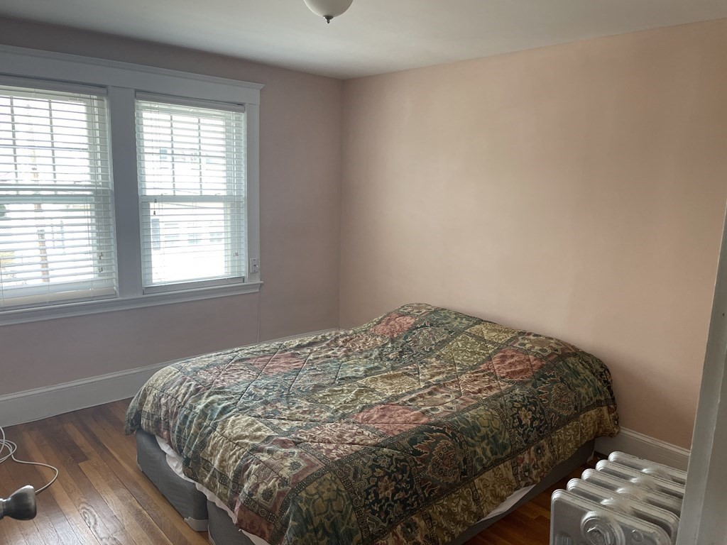 3 bed, 1 bath apartment for rent at 31 Milton Rd, Wollaston — photo 13 of 24