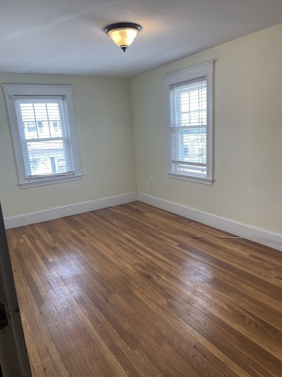 3 bed, 1 bath apartment for rent at 31 Milton Rd, Wollaston — photo 15 of 24