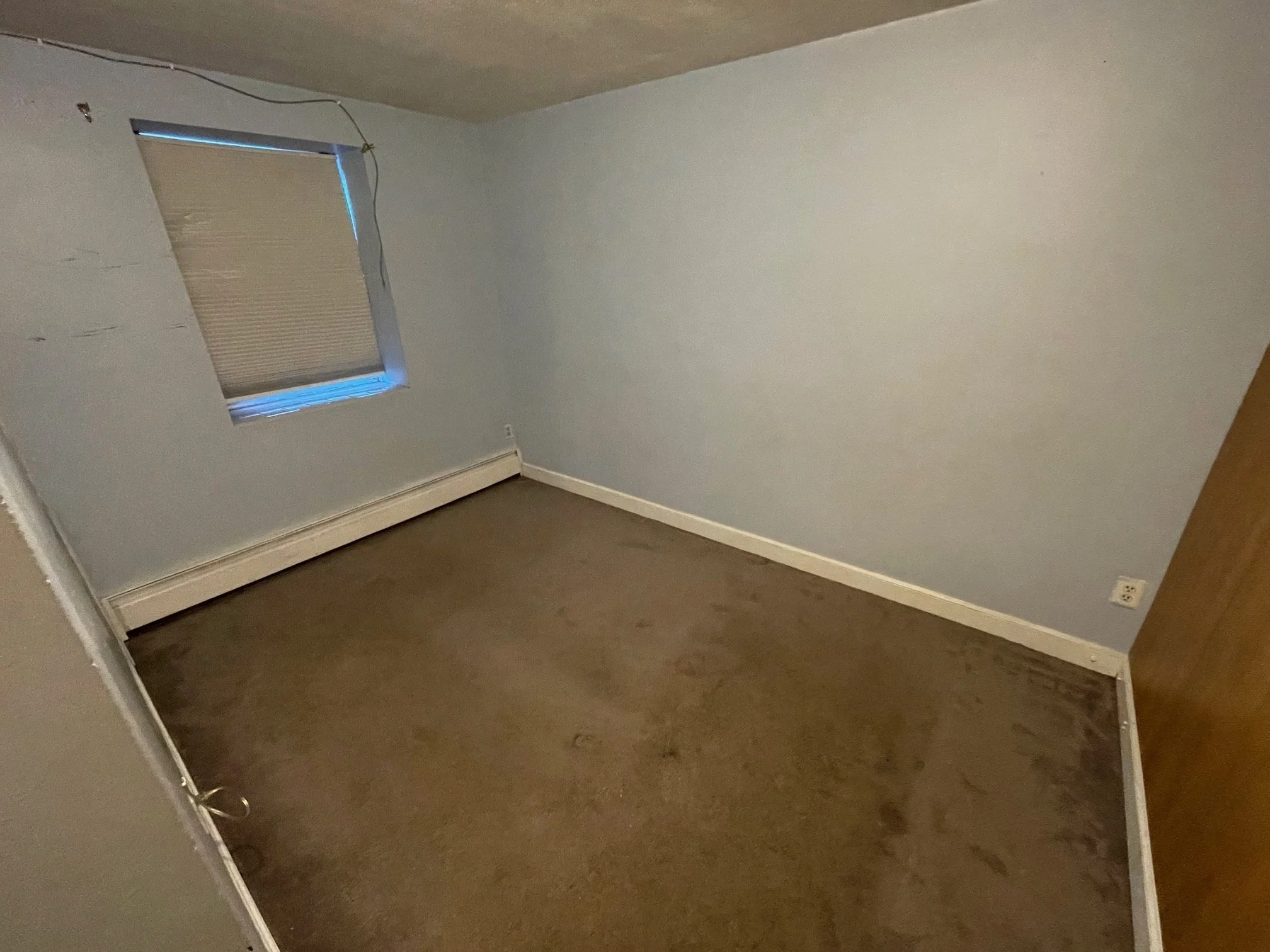 2 bed, 1 bath apartment for rent at 31 Montvale Ave Unit 2, Woburn — photo 9 of 11