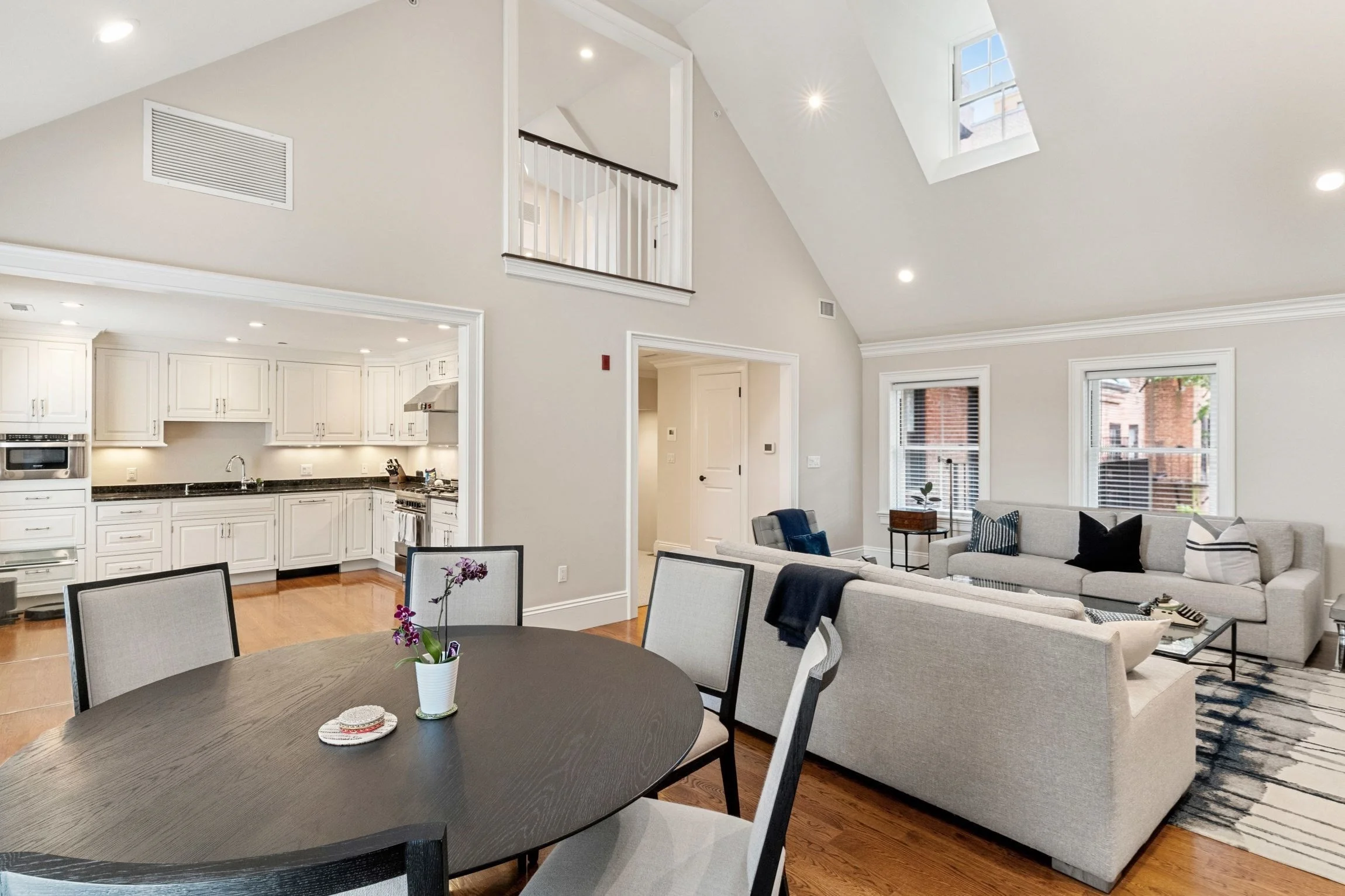 2 bed, 2 bath apartment for rent at 31 Mount Vernon St Unit 4, Beacon Hill — photo 6 of 25