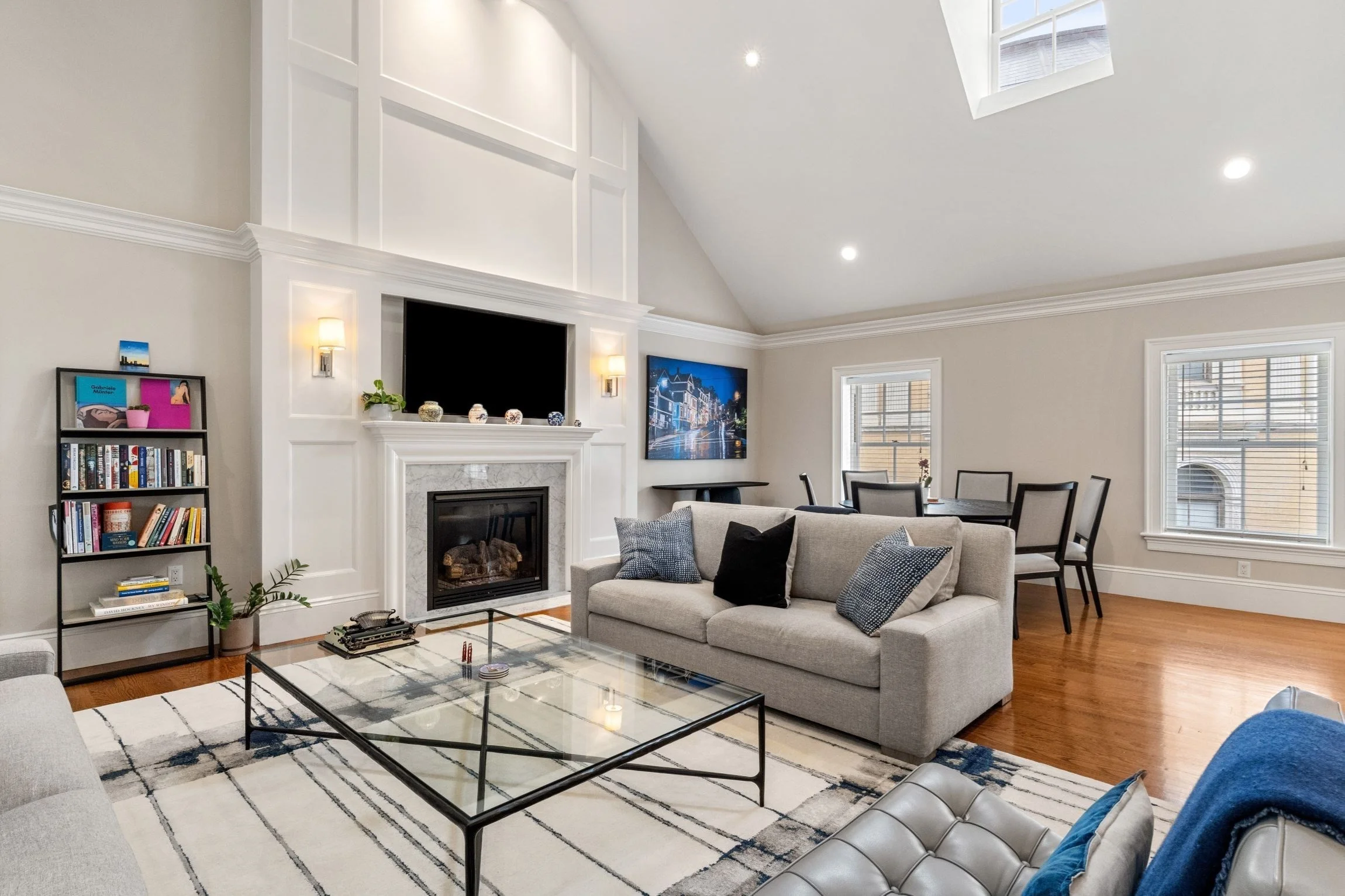 2 bed, 2 bath apartment for rent at 31 Mount Vernon St Unit 4, Dorchester — photo 3 of 25