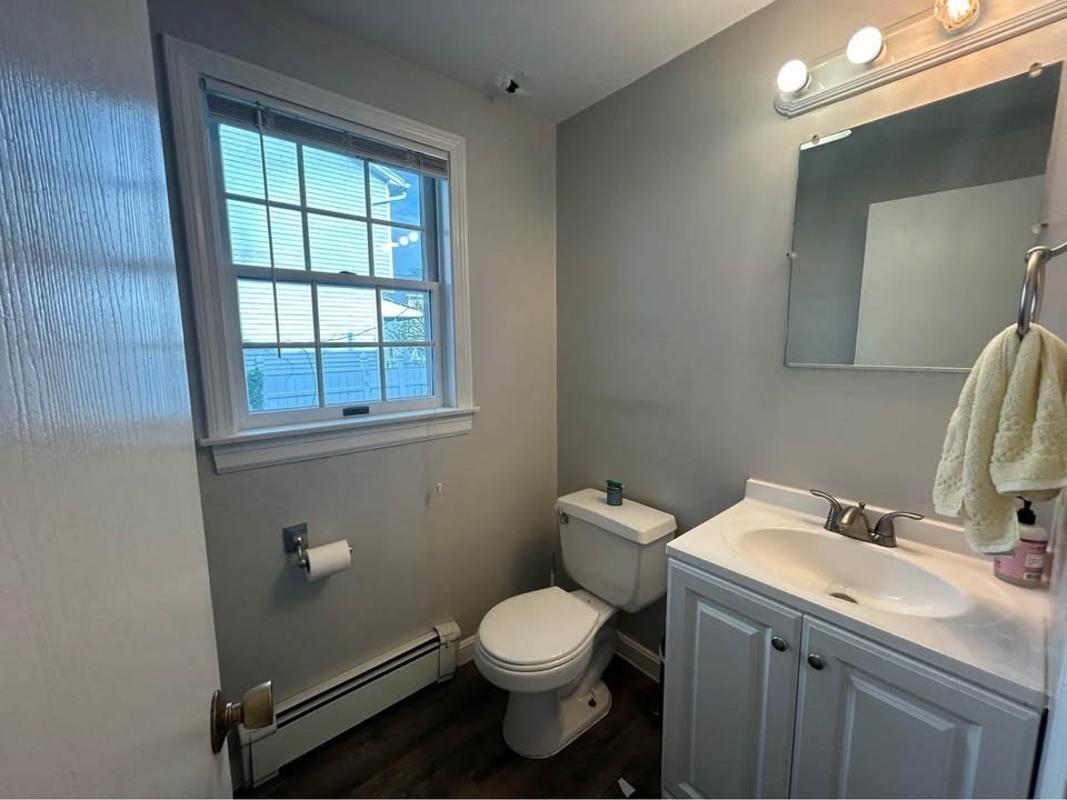 2 bed, 1 bath apartment for rent at 31 Myrtle St Unit 31, East Somerville — photo 4 of 10
