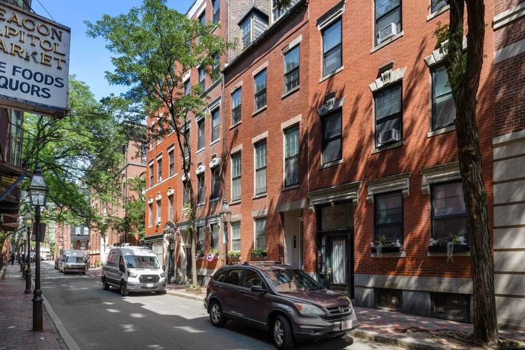 2 bed, 1 bath apartment for rent at 31 Myrtle St Unit 4, Beacon Hill — photo 30 of 32