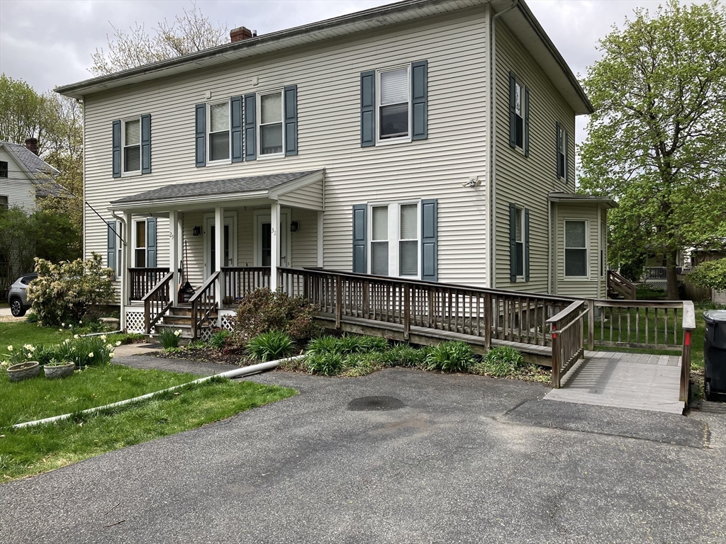 3 bed, 2 bath apartment for rent at 31 Nelson St Unit 2, North Grafton — photo 1 of 13