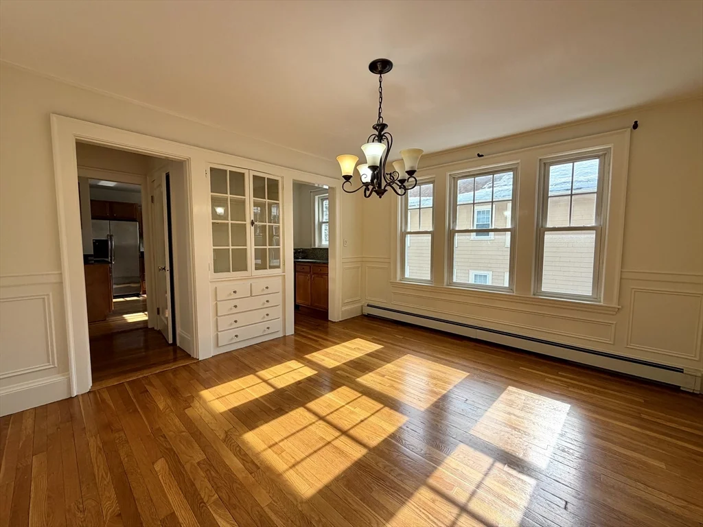 3 bed, 2 bath apartment for rent at 31 Oakley Rd Unit 1, Watertown — photo 11 of 37
