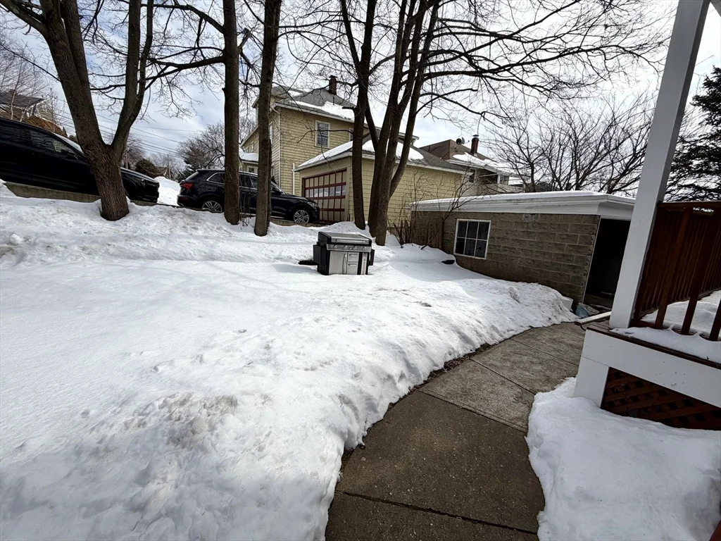 3 bed, 2 bath apartment for rent at 31 Oakley Rd Unit 1, Watertown — photo 34 of 37