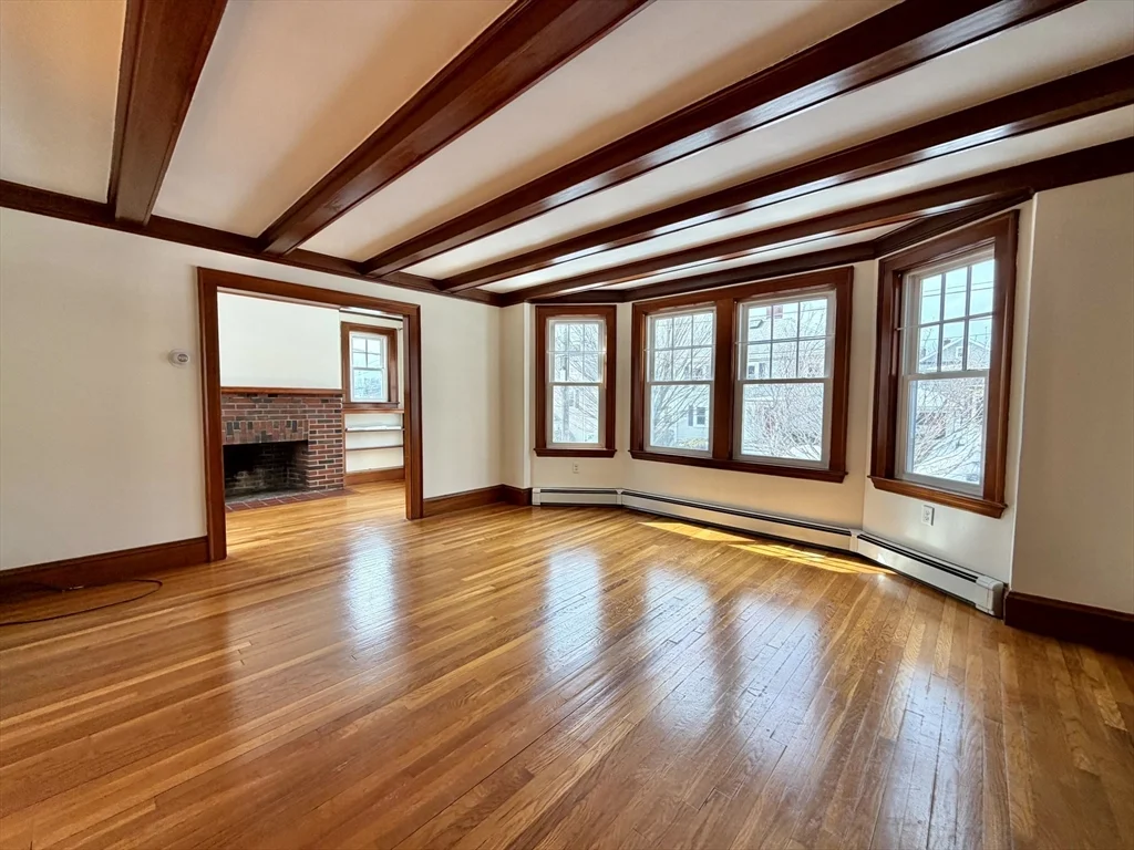 3 bed, 2 bath apartment for rent at 31 Oakley Rd Unit 1, Watertown — photo 6 of 37