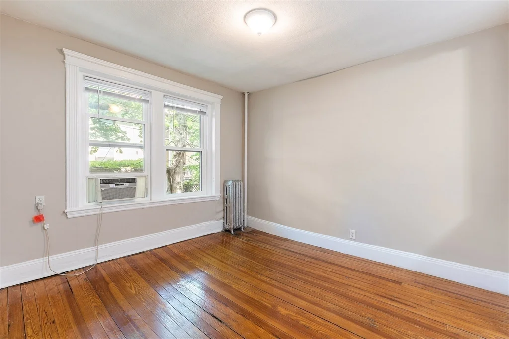 1 bed, 1 bath apartment for rent at 31 Orkney Rd Unit 23, Brighton — photo 7 of 19