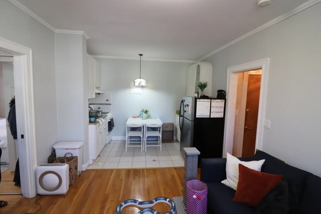 1 bed, 1 bath apartment for rent at 31 Orkney Rd Unit 33, Brighton — photo 5 of 10