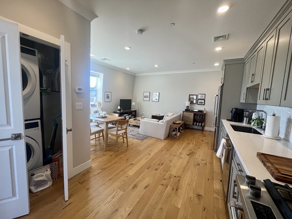 1 bed, 1 bath apartment for rent at 31 Orleans St Unit 401, East Boston — photo 4 of 8