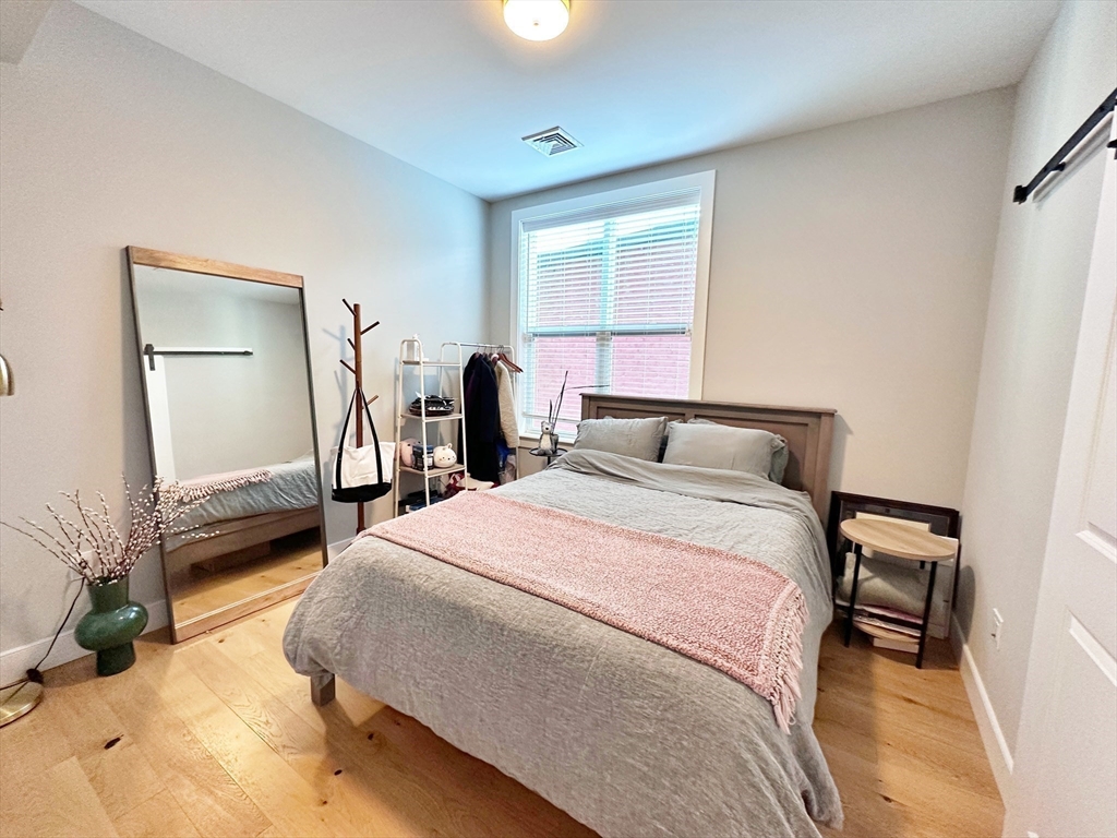 3 bed, 3 bath apartment for rent at 31 Orleans St Unit T4, East Boston — photo 9 of 30