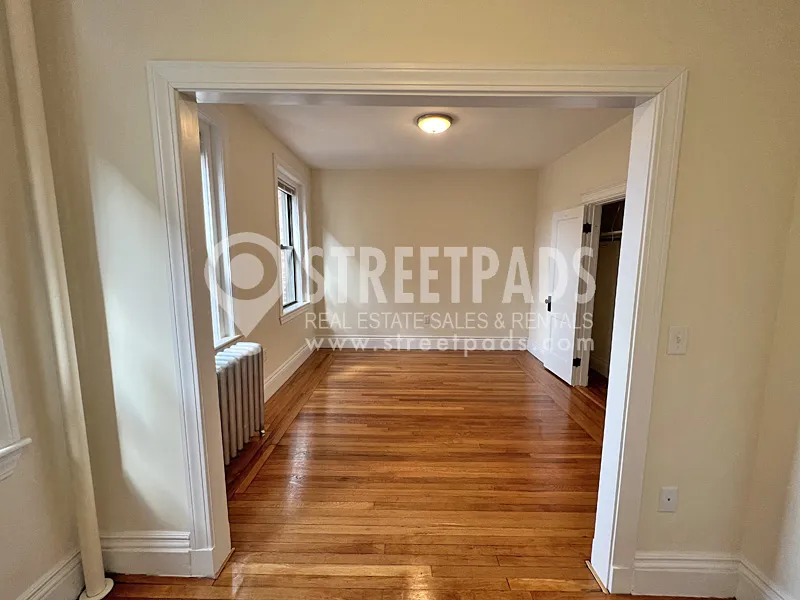 Studio bed, 1 bath apartment for rent at 31 Park Dr Unit 12, Fenway — photo 20 of 24