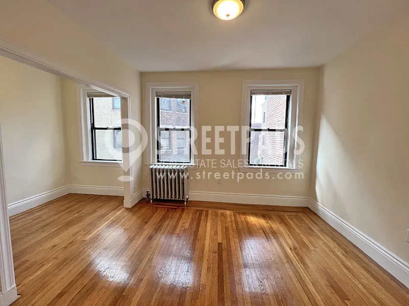 Studio bed, 1 bath apartment for rent at 31 Park Dr Unit 12, Fenway — photo 12 of 24