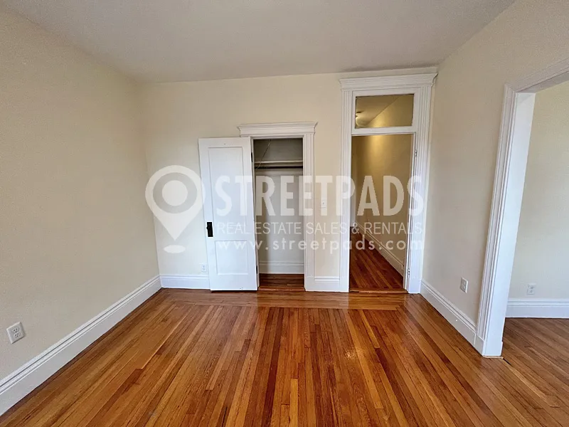 Studio bed, 1 bath apartment for rent at 31 Park Dr Unit 12, Fenway — photo 14 of 24