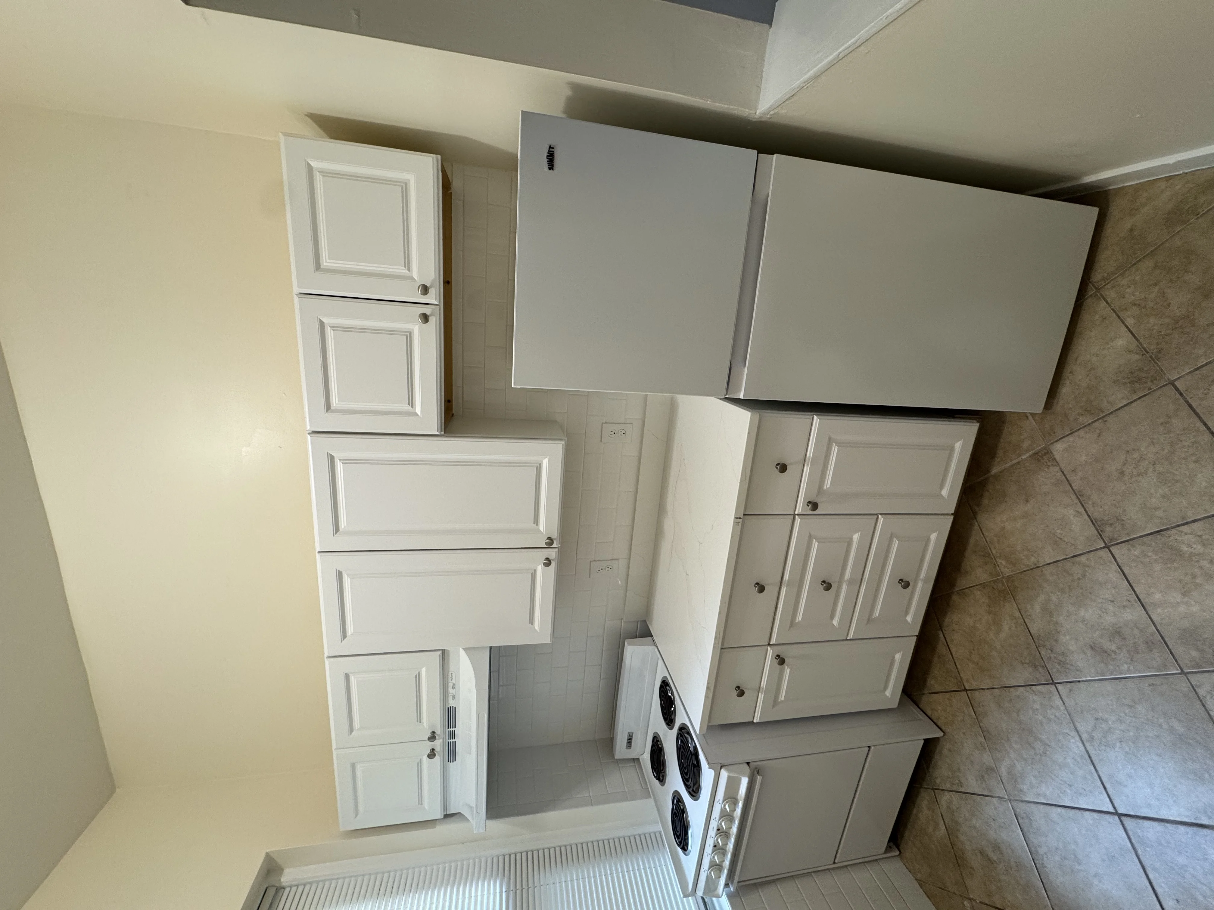 1 bed, 1 bath apartment for rent at 31 Park Dr Unit 3, Fenway — photo 2 of 11