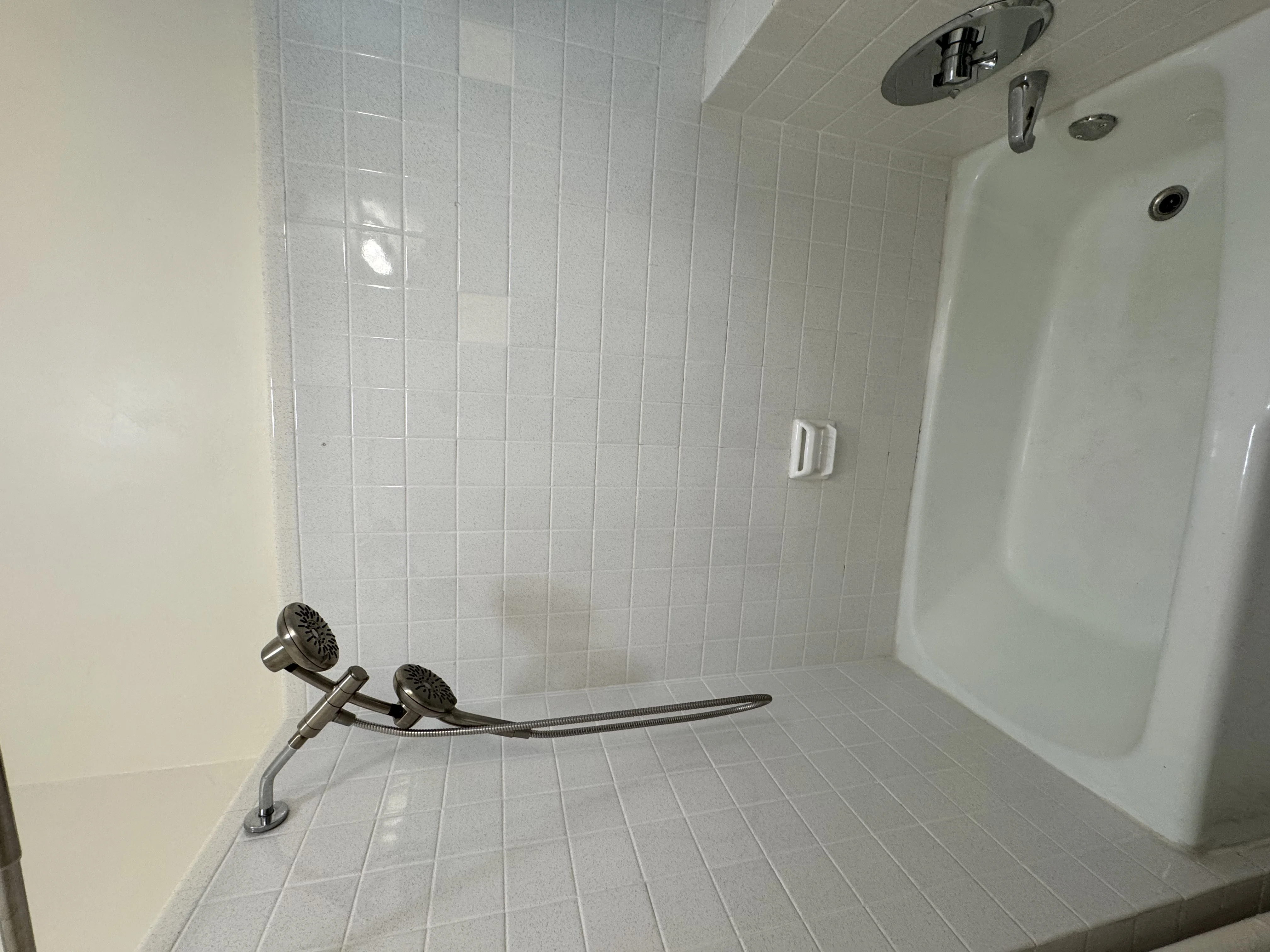 1 bed, 1 bath apartment for rent at 31 Park Dr Unit 3, Fenway — photo 9 of 11