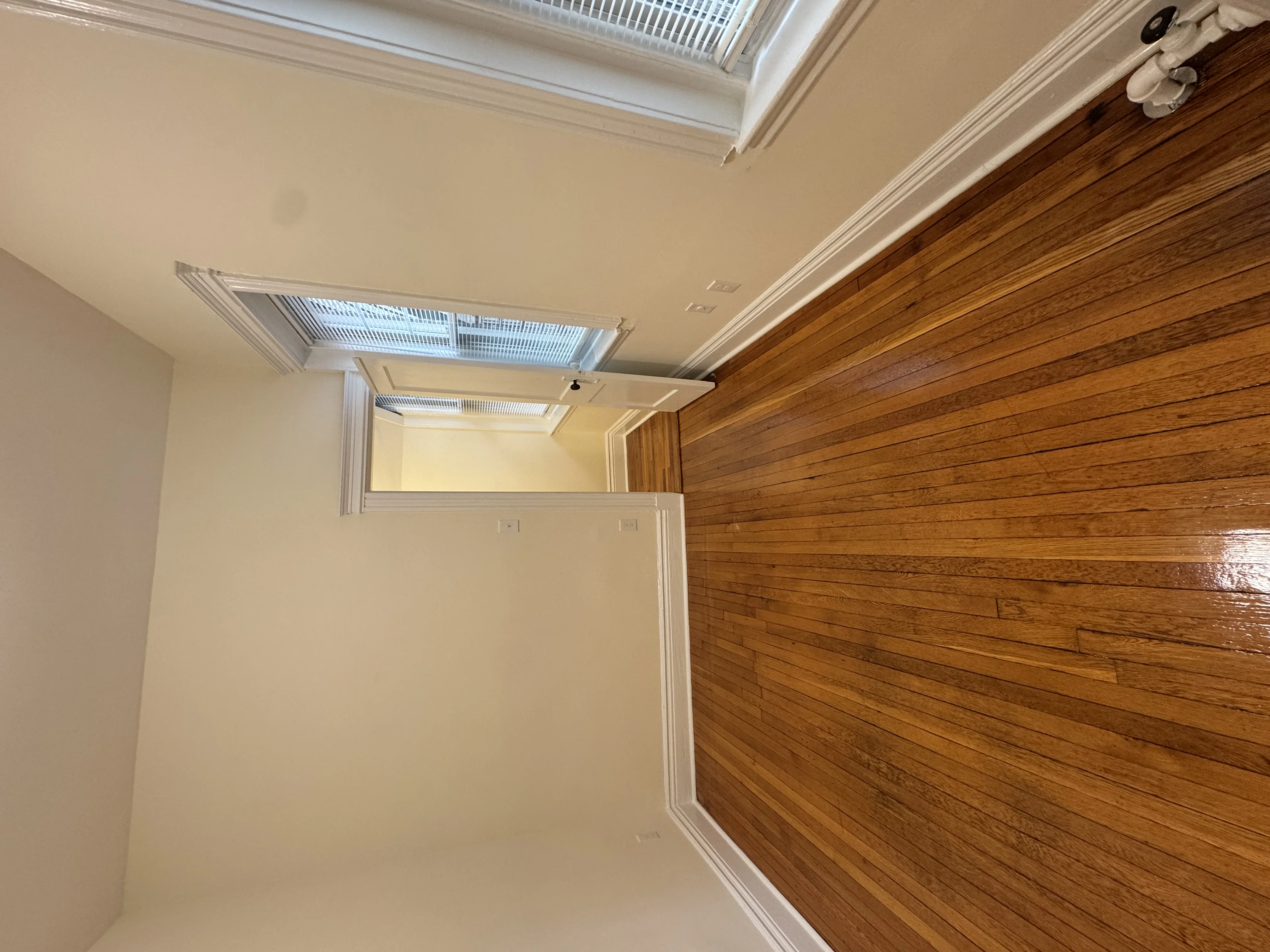 1 bed, 1 bath apartment for rent at 31 Park Dr Unit 3, Fenway — photo 5 of 11