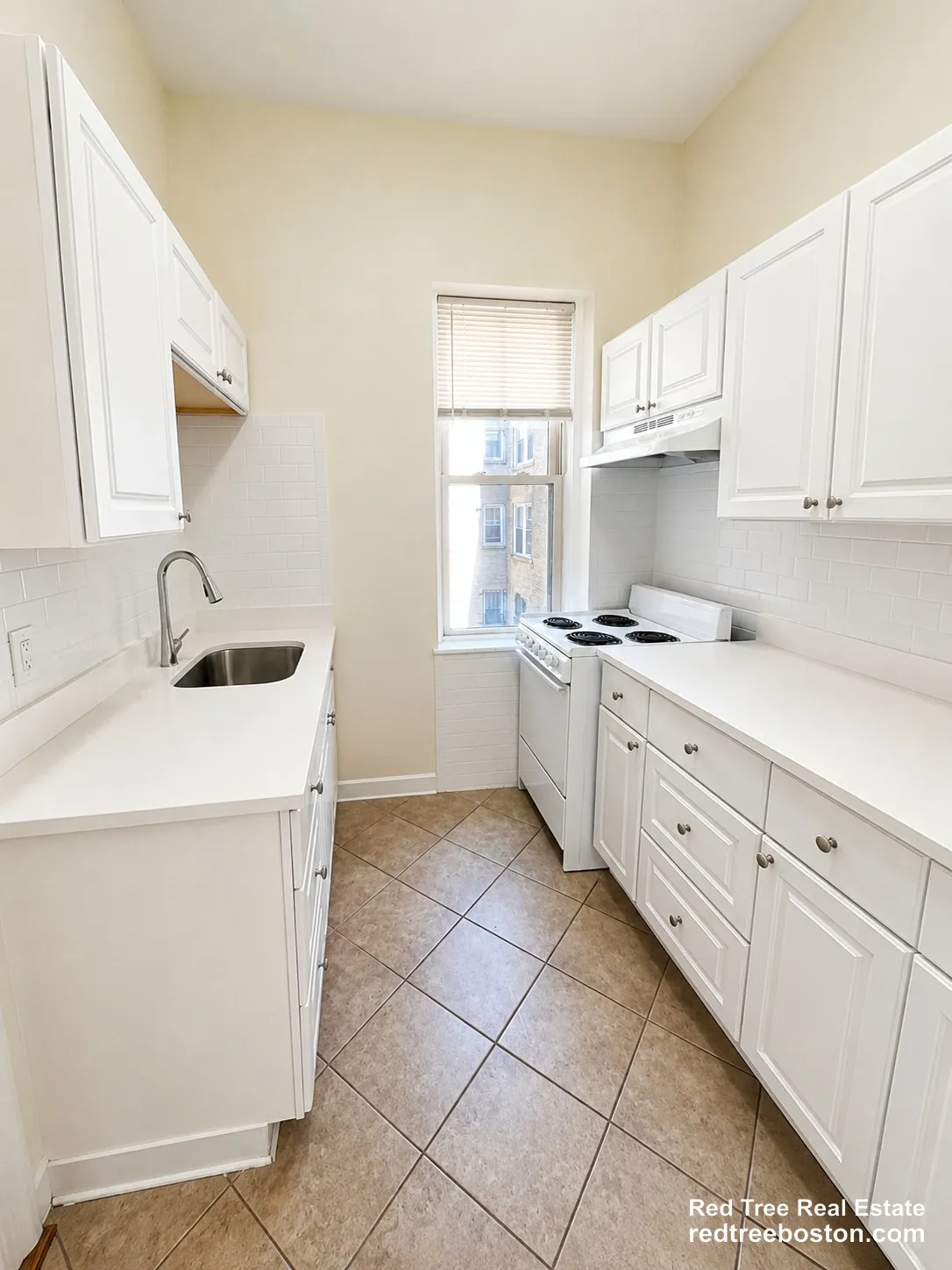 1 bed, 1 bath apartment for rent at 31 Park Dr Unit 3A, Fenway — photo 1 of 14