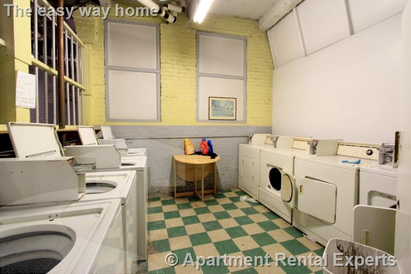 1 bed, 1 bath apartment for rent at 31 Park Dr Unit 4, Fenway — photo 8 of 9