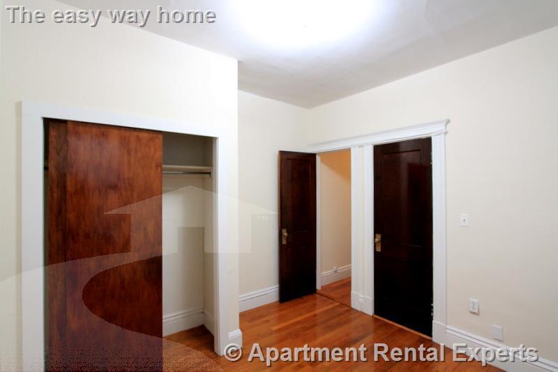 1 bed, 1 bath apartment for rent at 31 Park Dr Unit 4, Fenway — photo 6 of 9
