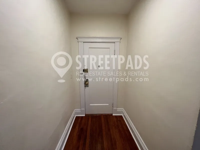 Studio bed, 1 bath apartment for rent at 31 Park Dr Unit 5, Fenway — photo 15 of 15