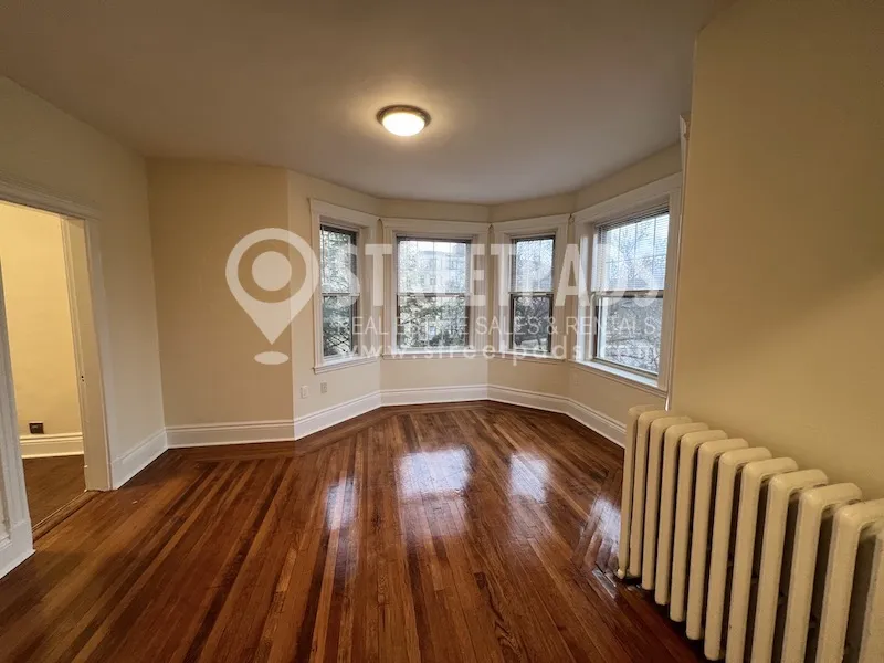 Studio bed, 1 bath apartment for rent at 31 Park Dr Unit 5, Fenway — photo 11 of 15