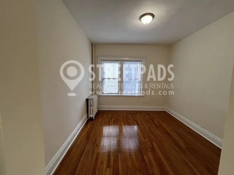 1 bed, 1 bath apartment for rent at 31 Park Dr Unit Unit3, Fenway — photo 6 of 17