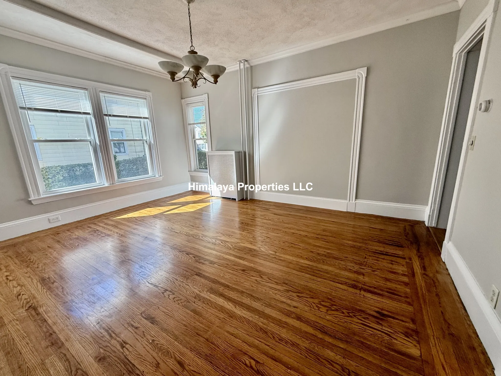 3 bed, 1 bath apartment for rent at 31 Park St Unit 1, Medford — photo 8 of 15