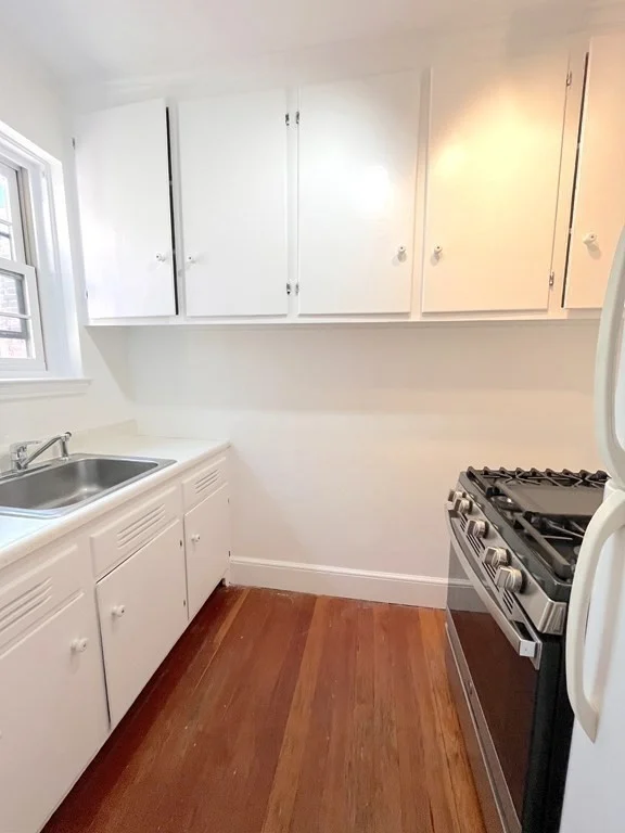 1 bed, 1 bath apartment for rent at 31 Park St Unit 6, Coolidge Corner — photo 7 of 13