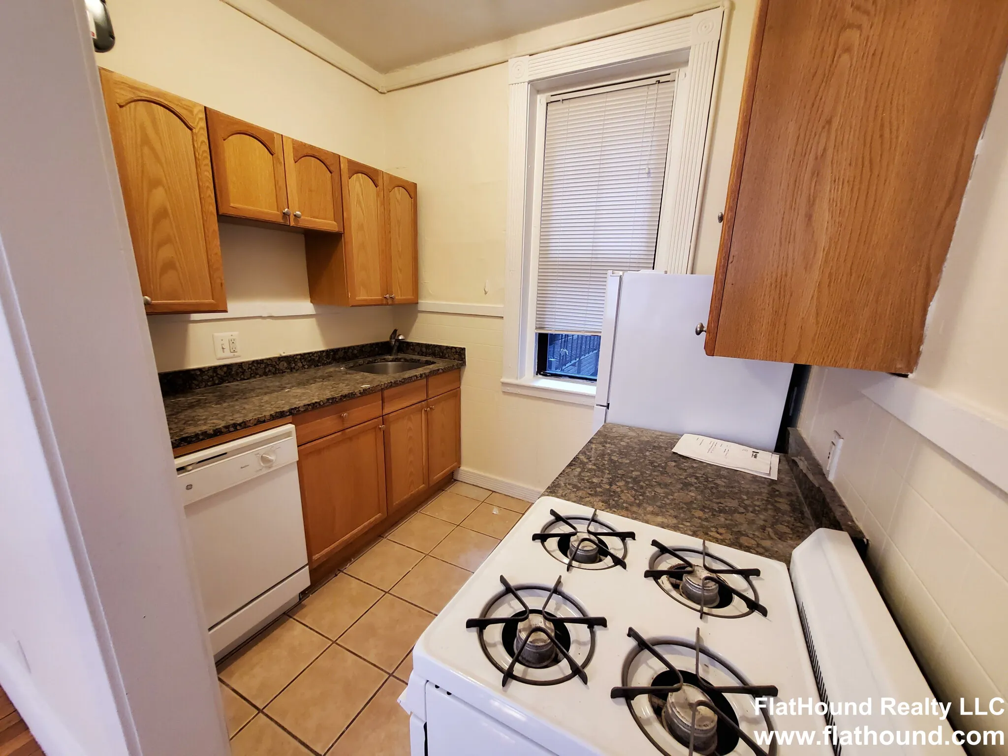 1 bed, 1 bath apartment for rent at 31 Peterborough St Unit 12, Fenway — photo 8 of 13