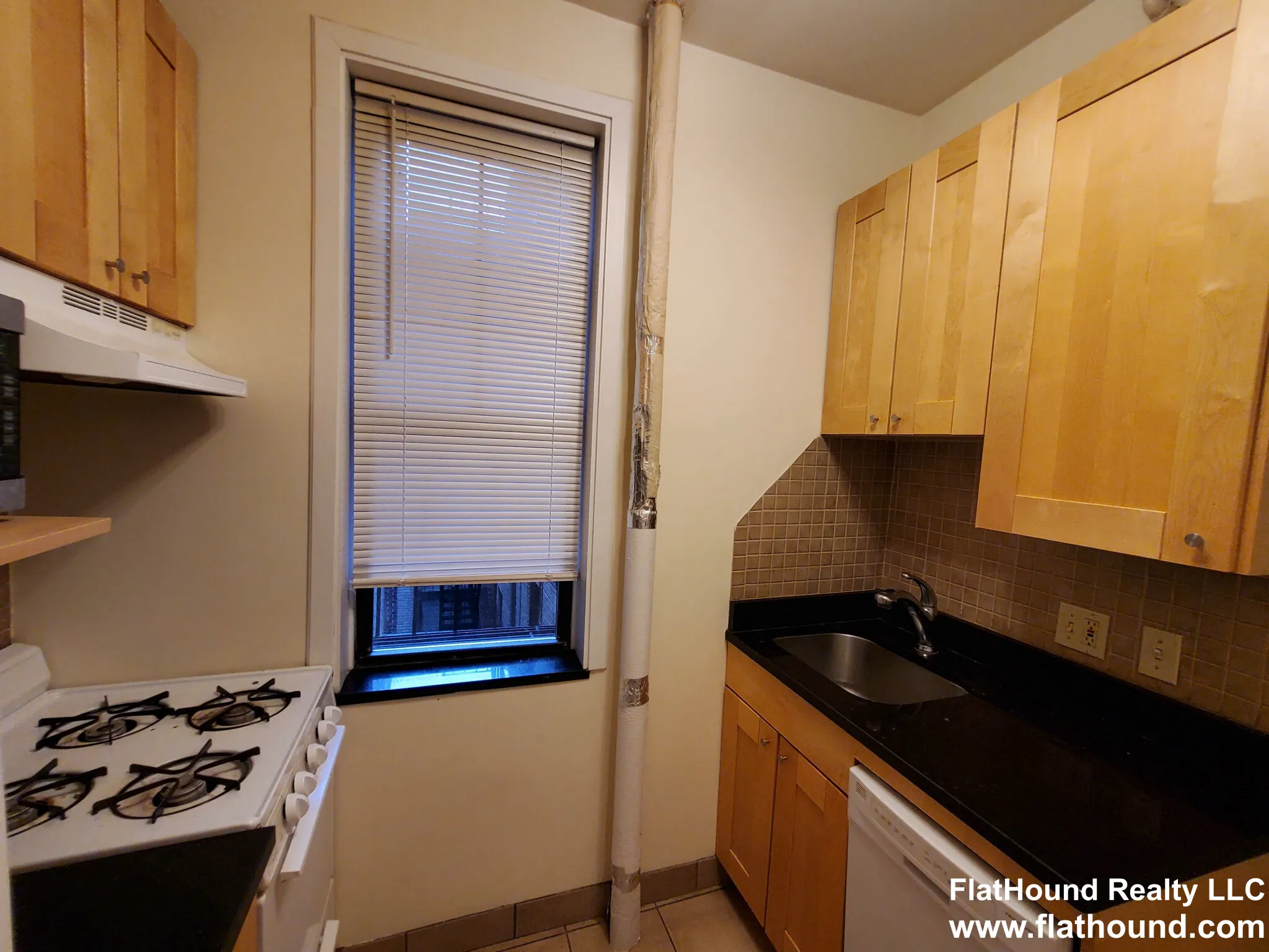 2 bed, 1 bath apartment for rent at 31 Peterborough St Unit 17, Fenway — photo 6 of 14