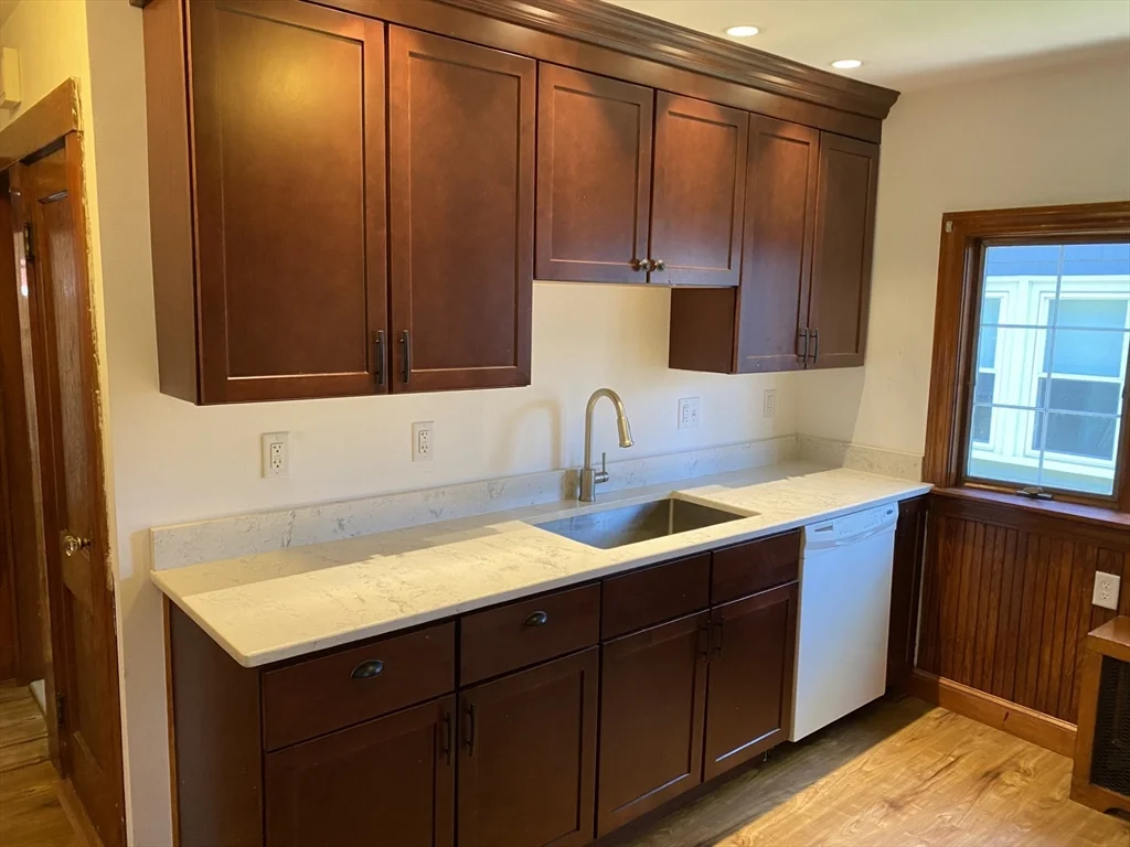 2 bed, 1 bath apartment for rent at 31 Pierce Ave Unit 2+Study, Dorchester — photo 1 of 20