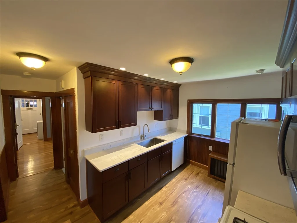 2 bed, 1 bath apartment for rent at 31 Pierce Ave Unit 2+Study, Dorchester — photo 3 of 20