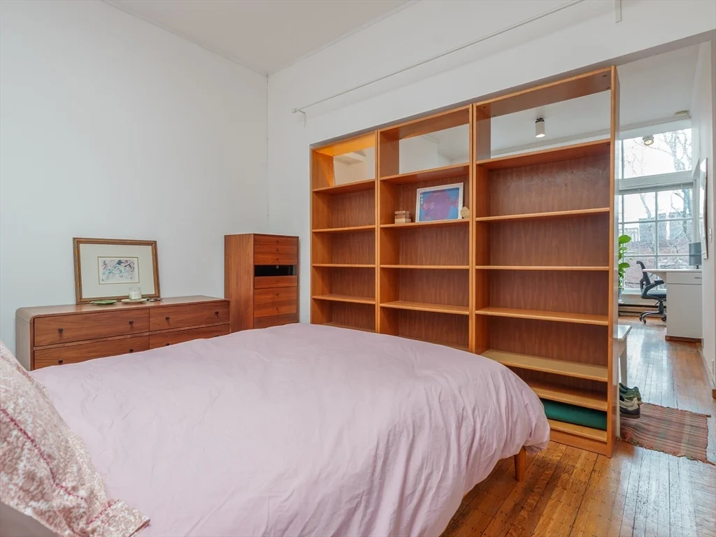 1 bed, 1 bath apartment for rent at 31 Pinckney Unit 4B, Beacon Hill — photo 9 of 14