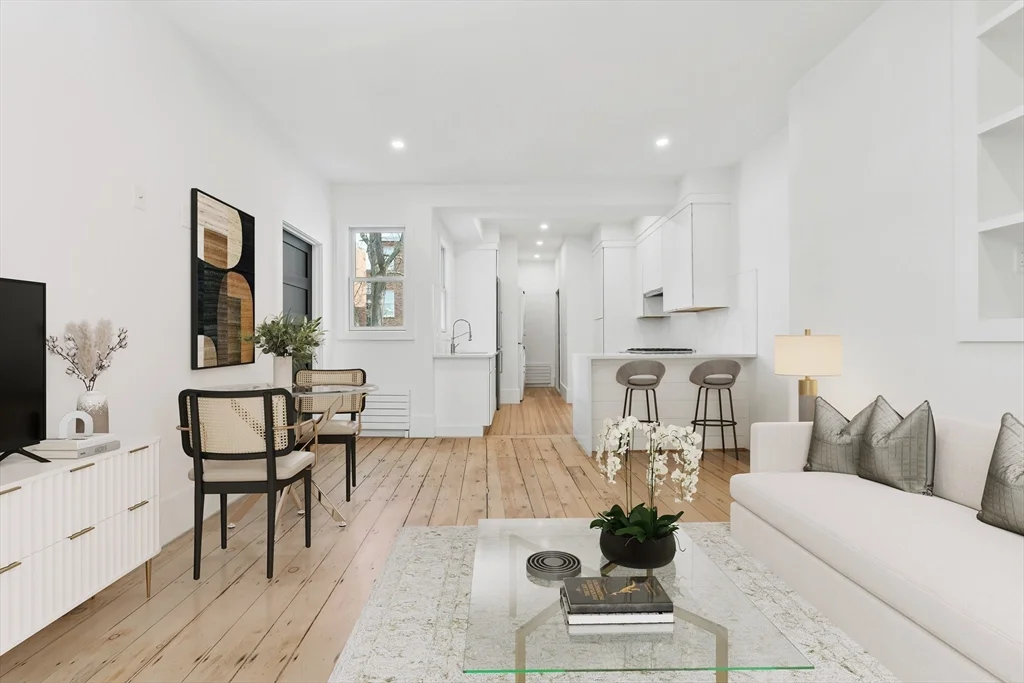 1 bed, 1 bath apartment for rent at 31 Pleasant St Unit 1, Charlestown