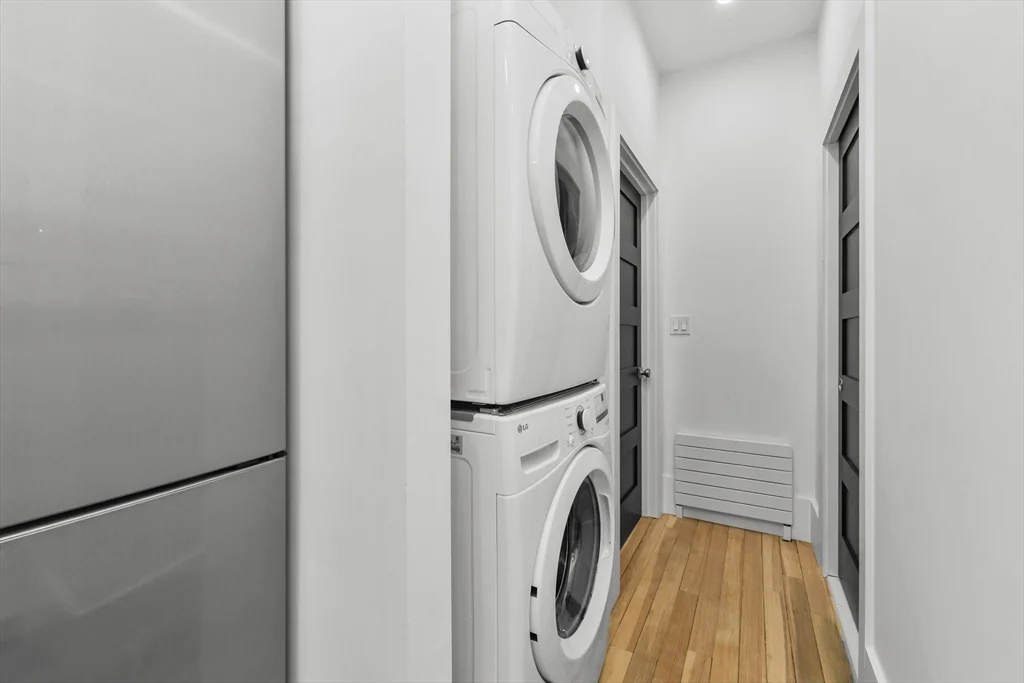 1 bed, 1 bath apartment for rent at 31 Pleasant St Unit 1, Charlestown — photo 6 of 8