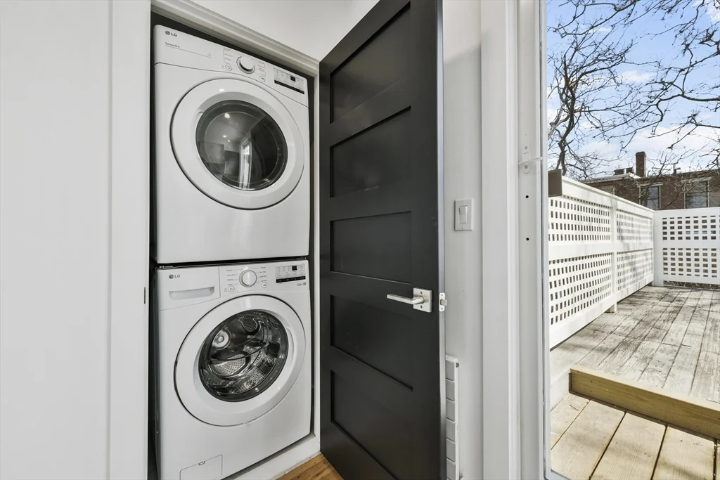 1 bed, 1 bath apartment for rent at 31 Pleasant St Unit 3, Charlestown — photo 6 of 9