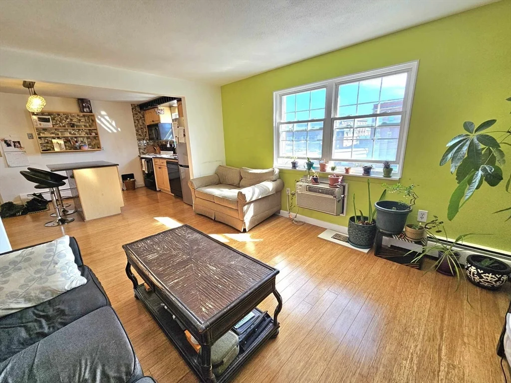 1 bed, 1 bath apartment for rent at 31 Pond St Unit 19, Waltham — photo 13 of 25